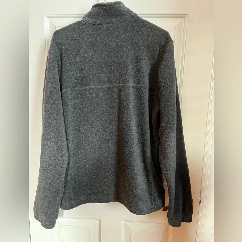 Columbia zip up fleece jacket size Medium